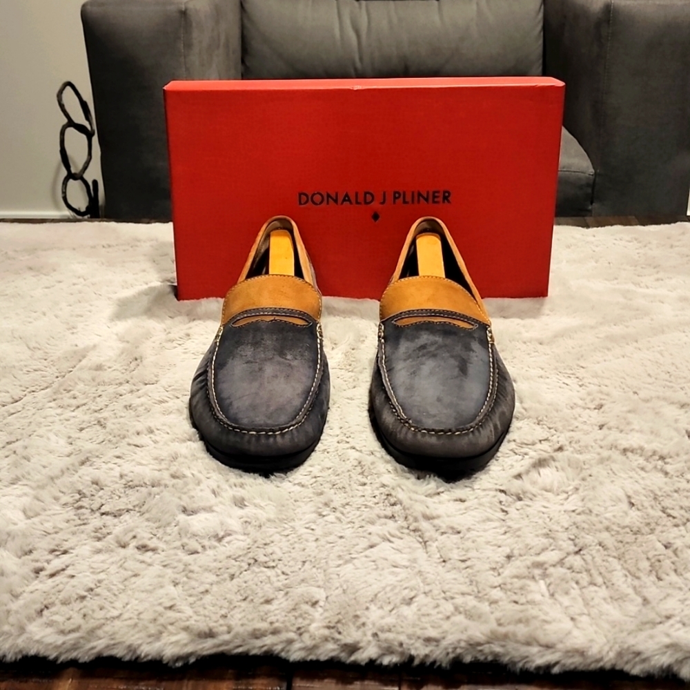 Men's Donald J Pliner Distressed Blue&Tan Loafers (New) Size 12